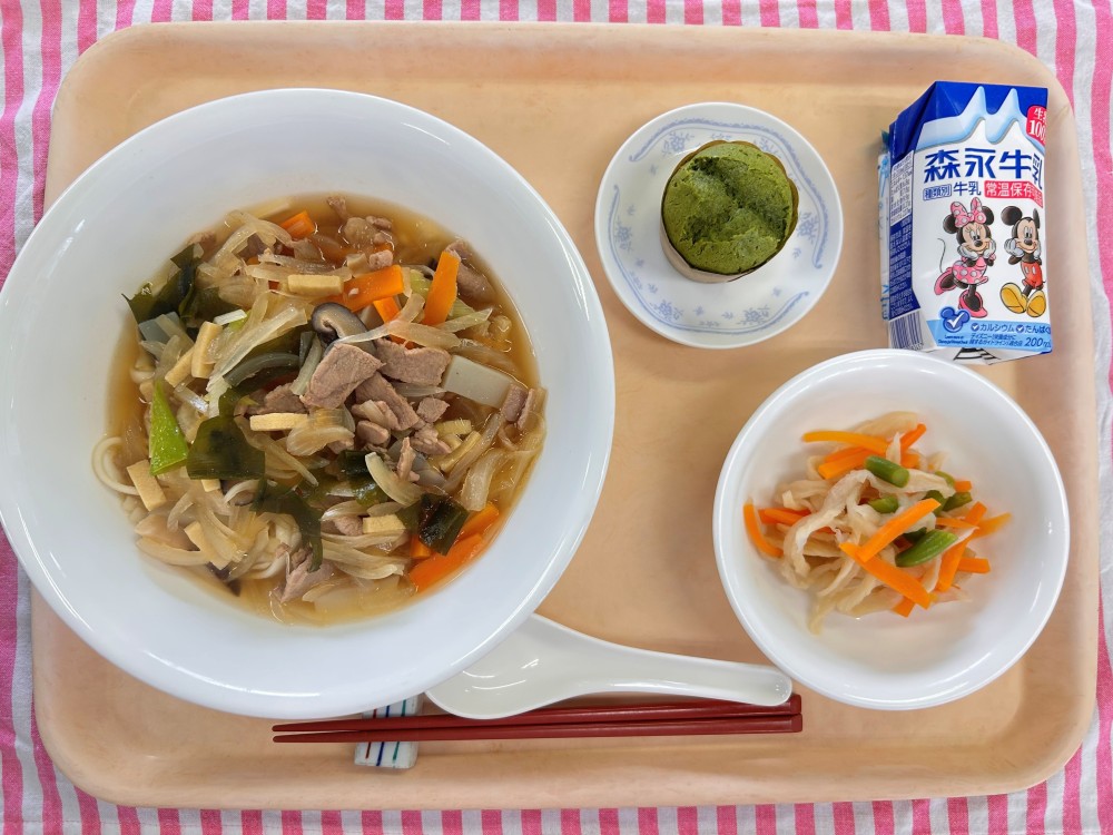 2025年5月1>日の給食画像