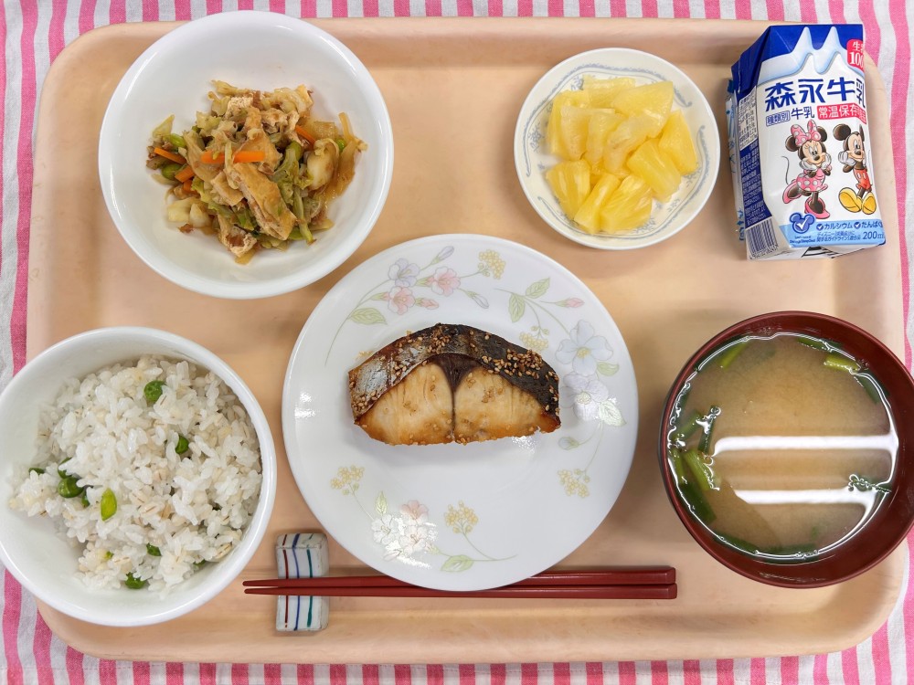 2025年5月30>日の給食画像
