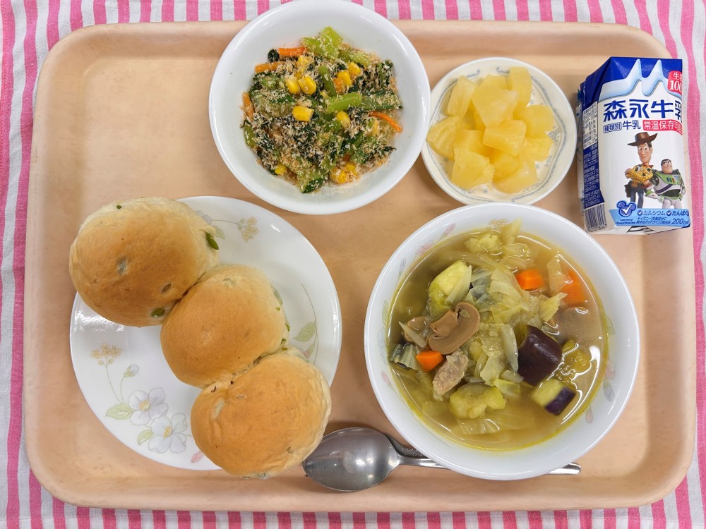 2025年7月15>日の給食画像