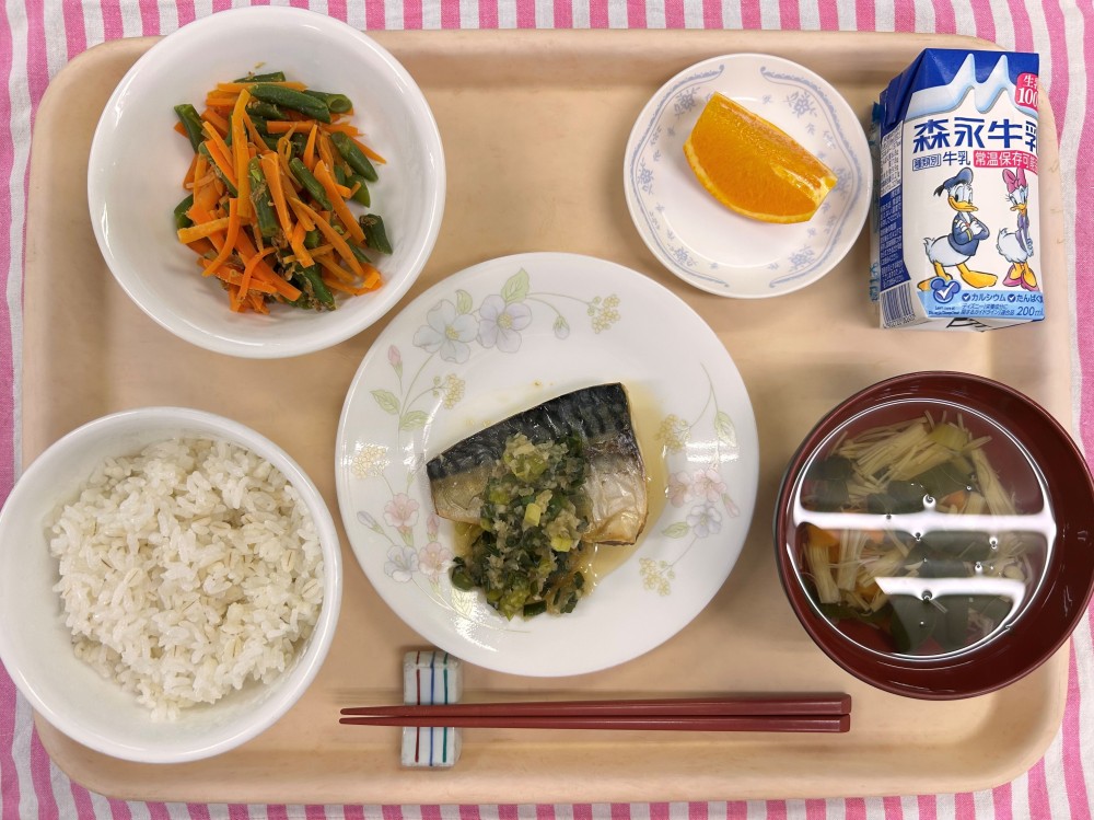 2025年10月22>日の給食画像