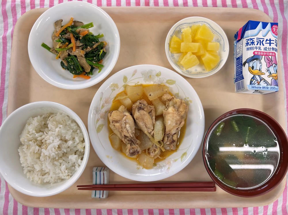 2025年11月28日の給食写真