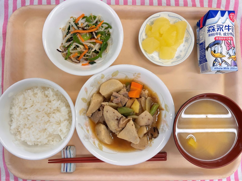 2025年12月19日の給食写真