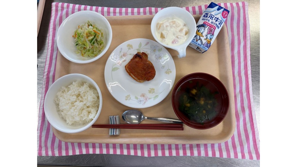 2026年4月22>日の給食画像