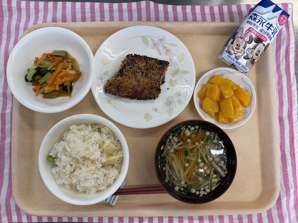 2026年05月08日の給食写真