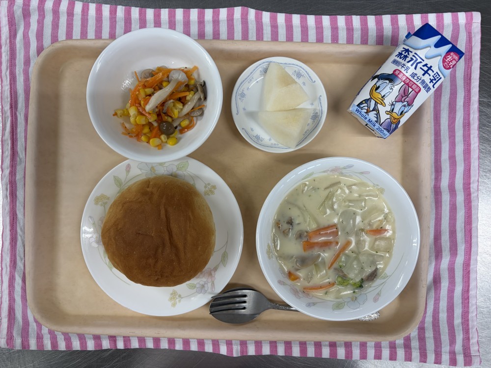 2026年10月06日の給食写真