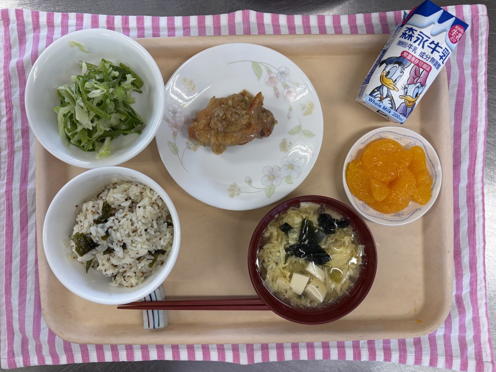 2026年10月28日の給食写真