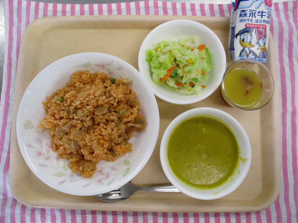 2026年10月30日の給食写真